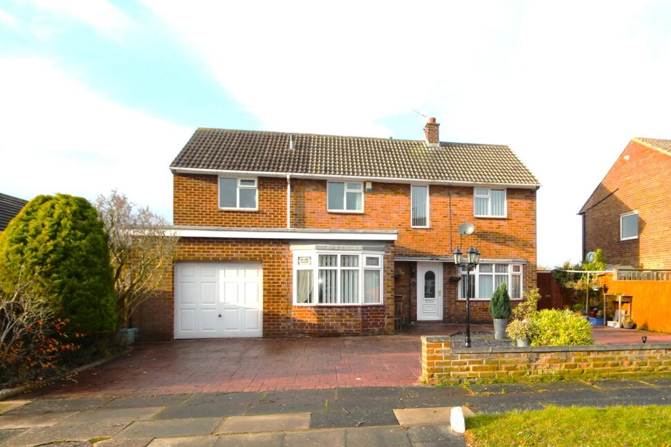 Main image of 4 bedroom Detached House for sale, Bentinck Road, Stockton-on-Tees, Durham, TS19