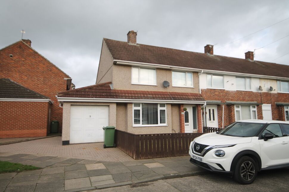 3 bedroom End Terrace House for sale