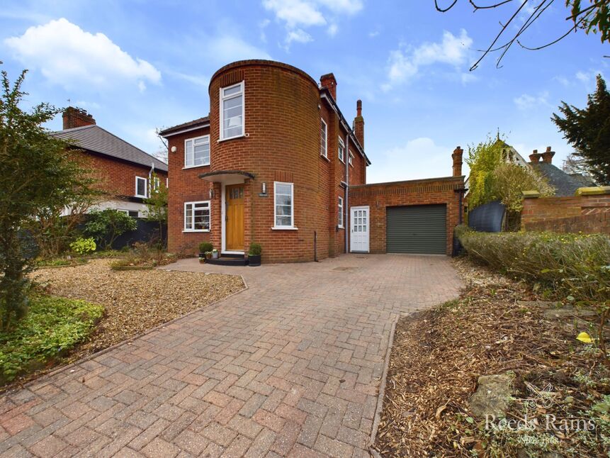 Main image of 3 bedroom Detached House for sale, Jesmond Grove, Stockton-on-Tees, Durham, TS18