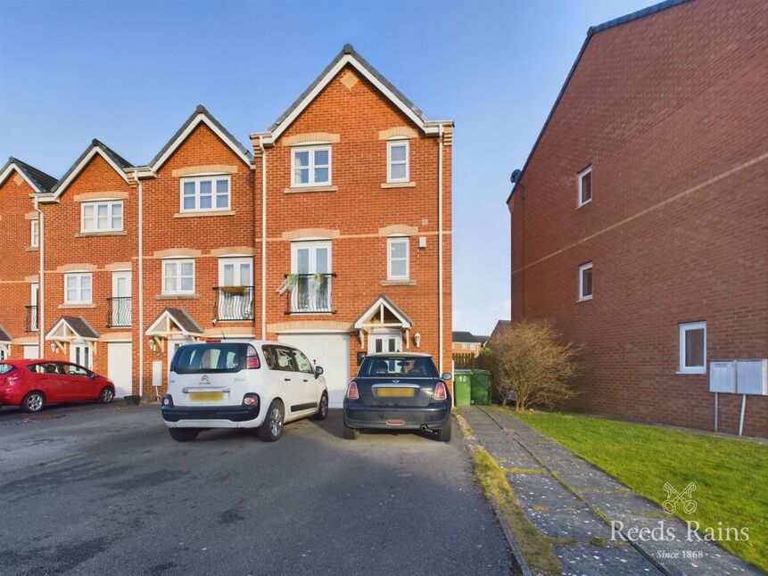 Main image of 5 bedroom End Terrace House for sale, Nightingale Drive, Stockton-on-tees, TS19