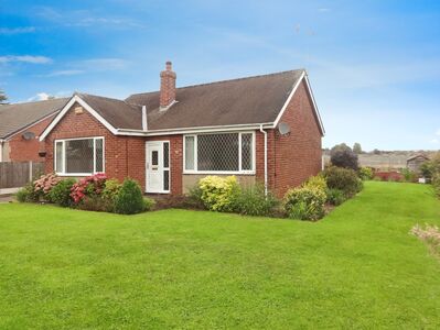 2 bedroom Detached Bungalow to rent