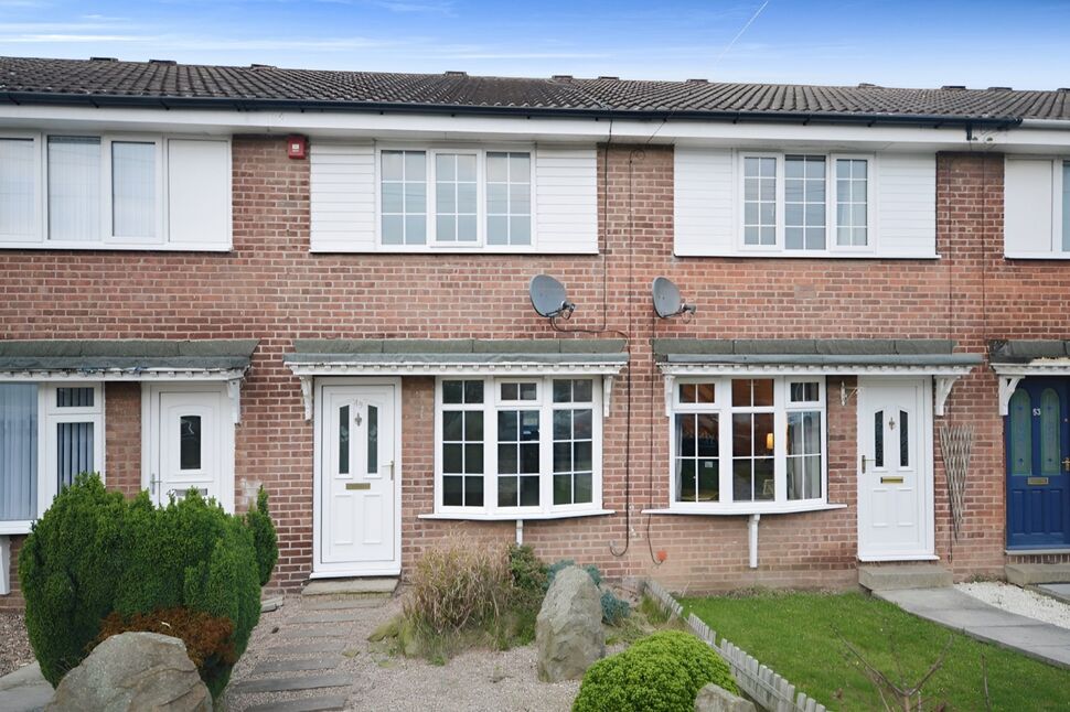 Main image of 2 bedroom Mid Terrace House for sale, Park Avenue, Kirkthorpe, West Yorkshire, WF1