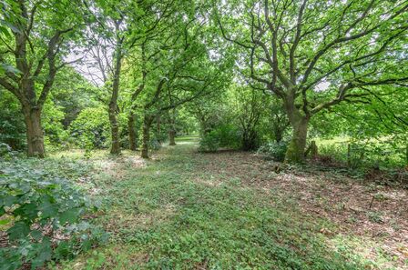 Doncaster Road, 4 bedroom Detached House for sale, £675,000