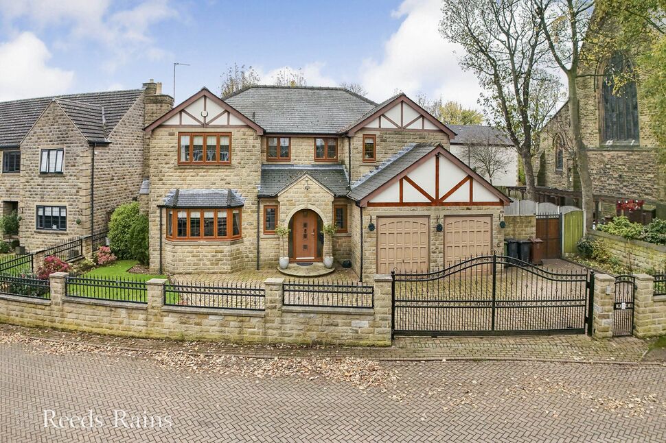 Main image of 5 bedroom Detached House for sale, Church Croft, Lofthouse, West Yorkshire, WF3