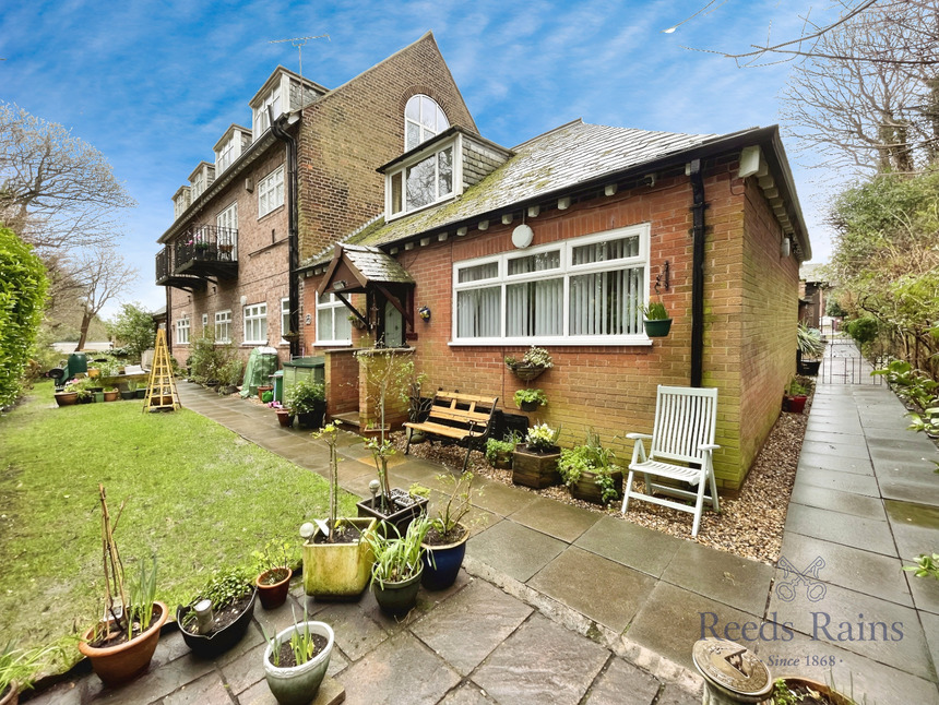 Main image of 3 bedroom End Terrace Flat for sale, Village Hall, Liverpool, Merseyside, L12