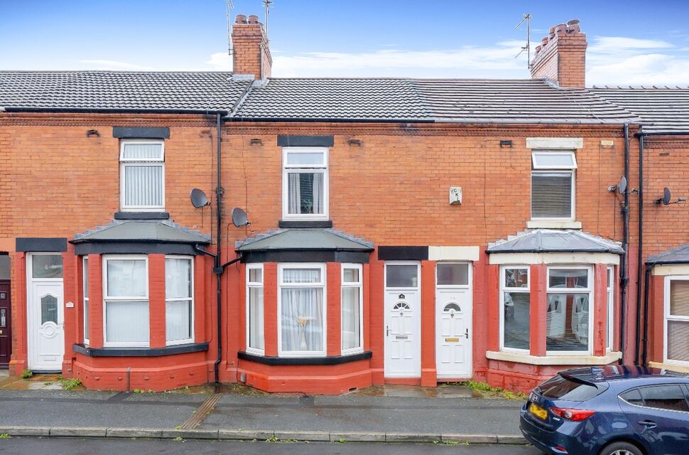 Main image of 2 bedroom Mid Terrace House to rent, Park Road, Widnes, Cheshire, WA8