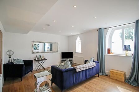 Spath Lane, 2 bedroom  Flat for sale, £195,000