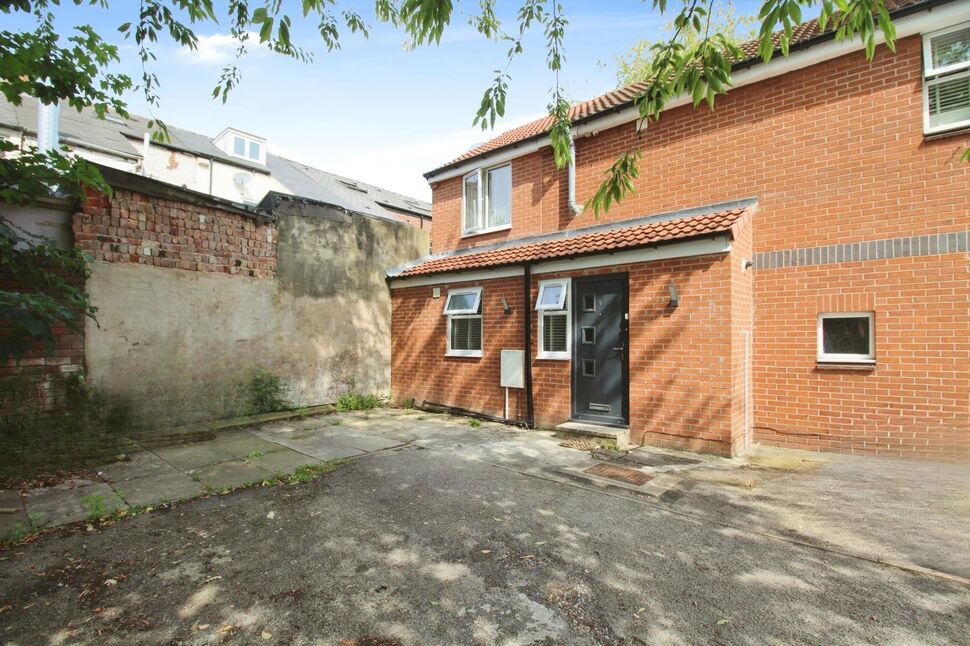 Main image of 4 bedroom Semi Detached House for sale, Sellers Street, Sheffield, South Yorkshire, S8