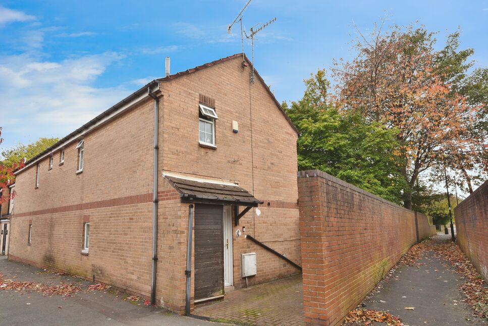 Main image of 3 bedroom Semi Detached House for sale, Chippinghouse Road, Sheffield, South Yorkshire, S8