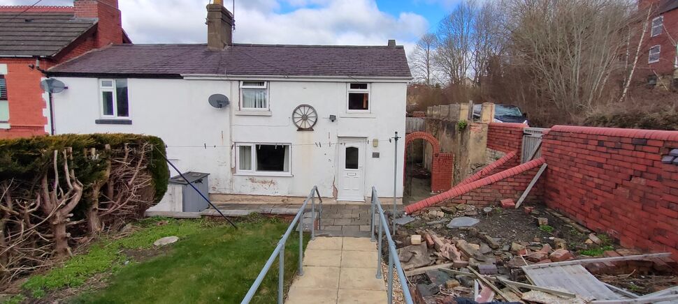 Main image of 3 bedroom End Terrace Property for sale, King Street, Cefn Mawr, Wrexham, LL14