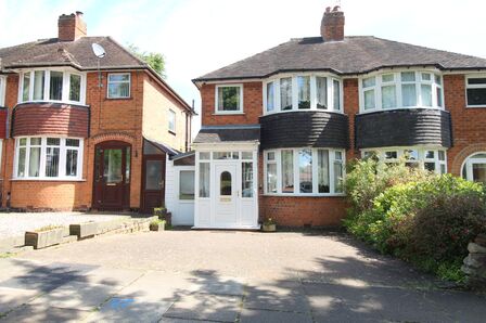 Saxondale Avenue, 3 bedroom Semi Detached House for sale, £255,000