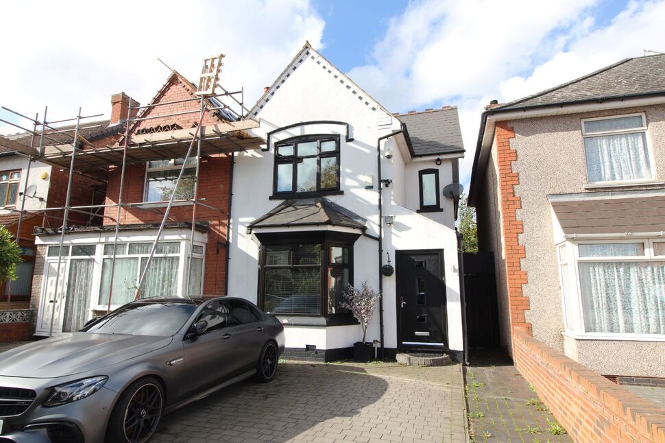 4 bedroom Semi Detached House for sale