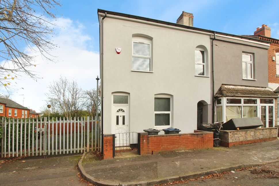 3 bedroom End Terrace House for sale