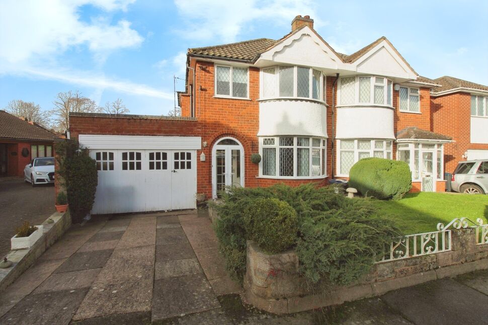 Main image of 3 bedroom Semi Detached House for sale, Jephson Drive, Birmingham, West Midlands, B26