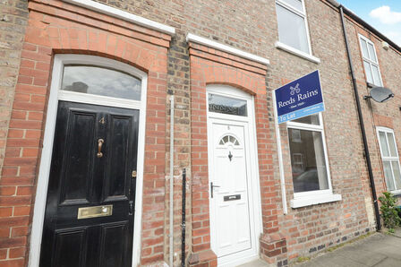 Wolsley Street, 3 bedroom Mid Terrace House to rent, £1,250 pcm