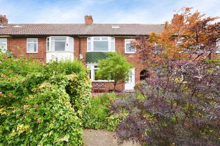 Mildred Grove, 3 bedroom End Terrace House for sale, £295,000