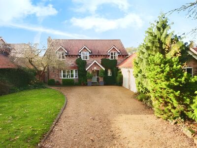 6 bedroom Detached House for sale